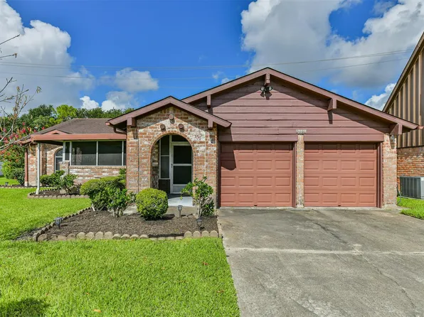 12118 Kirkholm Dr, Houston, TX 77089