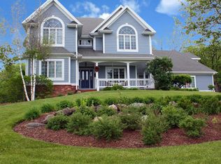 N2988 Lake Forest Cir, Lake Geneva, WI 53147