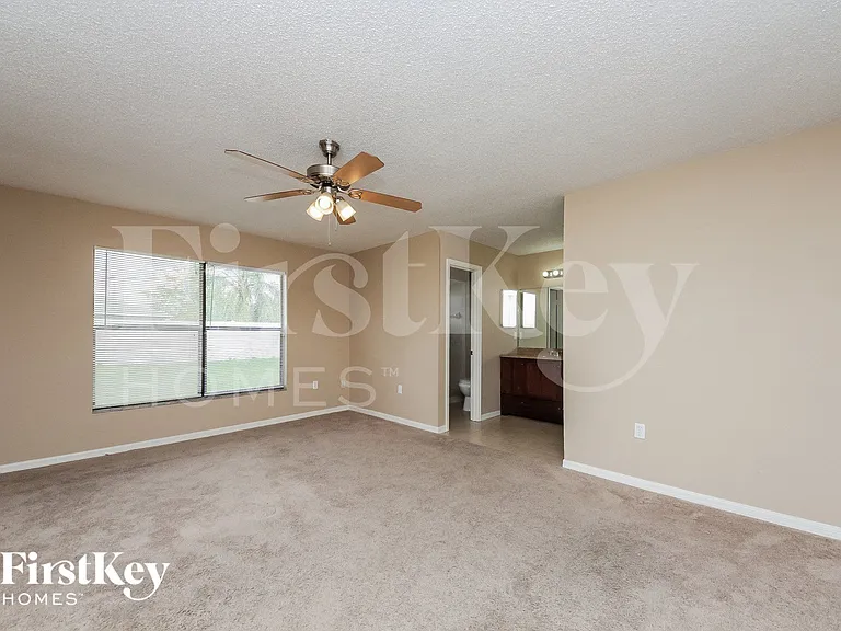 143 Dorchester Ct — Photo 7