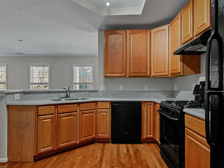 4619 Hummingbird Ln — Photo 8