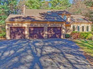 169 Quarry Rd, Glastonbury, CT 06033