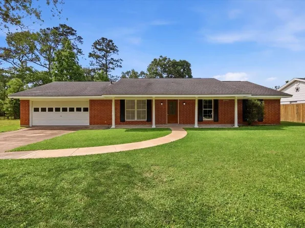 114 Woodlawn Dr, Sour Lake, TX 77659