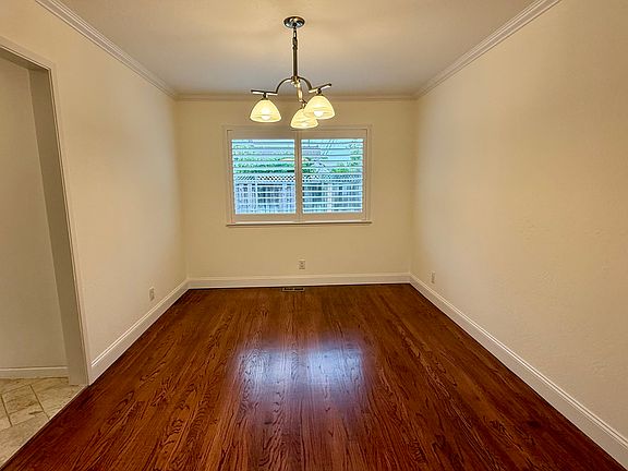 4th image of 262 Beegum Way