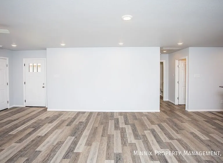 8623 10th St — Photo 36
