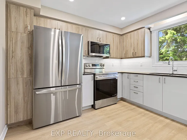 869 Maryland Ave — Photo 11