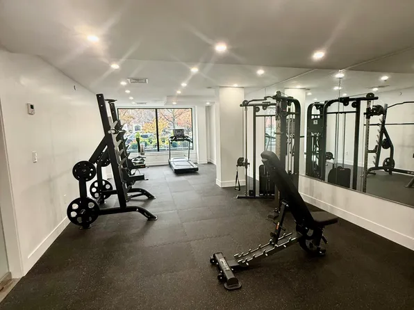 379 Ocean Parkway image 6 of 7