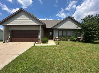 1795 Forest Lake Dr SE, Kentwood, MI