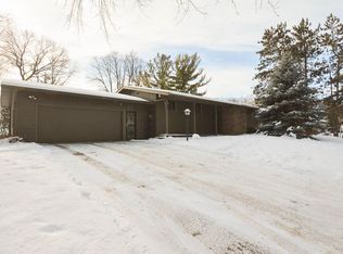 1410 Folwell Dr SW, Rochester, MN 55902