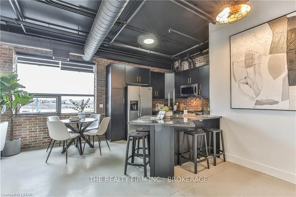 2 bed, $3,100 — Photo 2