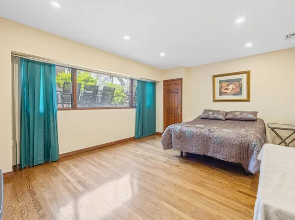 3821 Avenue S image 35 of 42