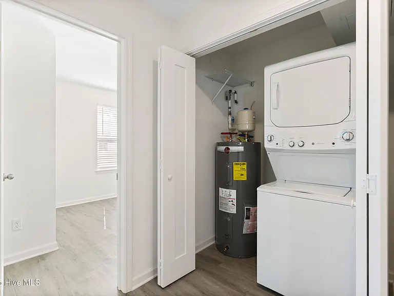 710 Taylor St #B — Photo 11