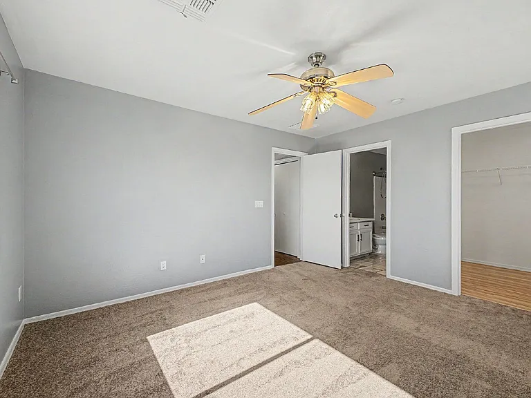 14718 N 154th Ln — Photo 17