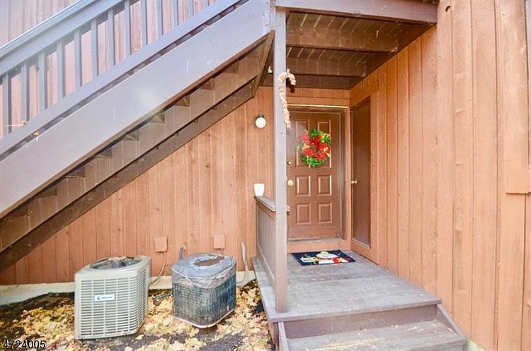 1st image of 6 Brandywine Dr #3
