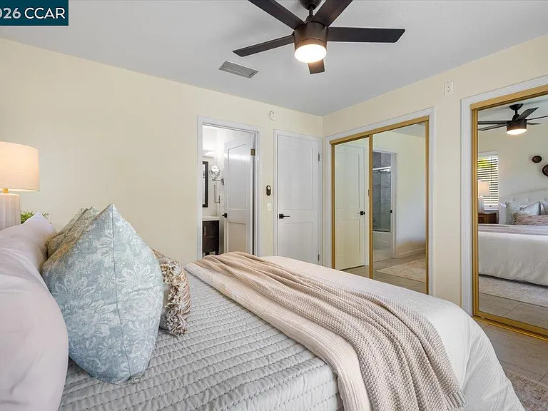 Vineyard Cir — Photo 12