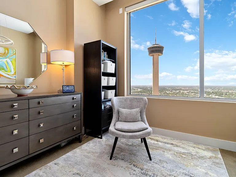 610 E Market St #2915 — Photo 23