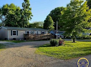 511 W North St, Carbondale, KS 66414