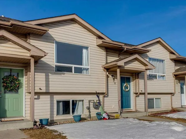 30 E Kenny Close, Red Deer, AB T4P 4C3