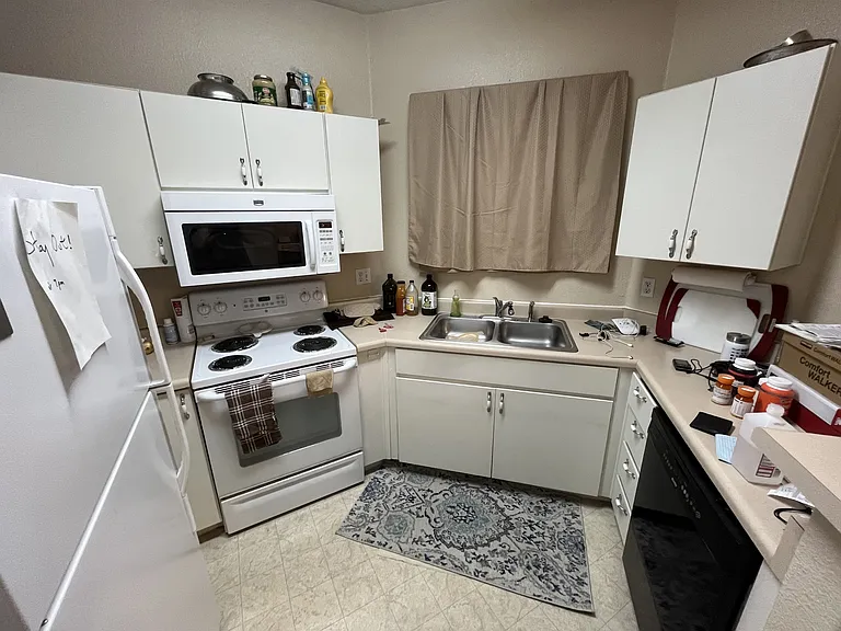 1631 W Canal Cir #811 — Photo 7