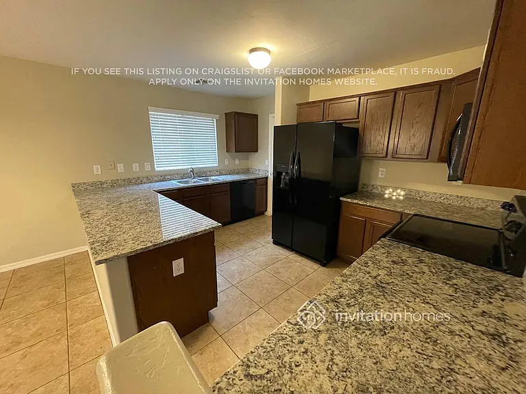 42939 W Jeremy St — Photo 7