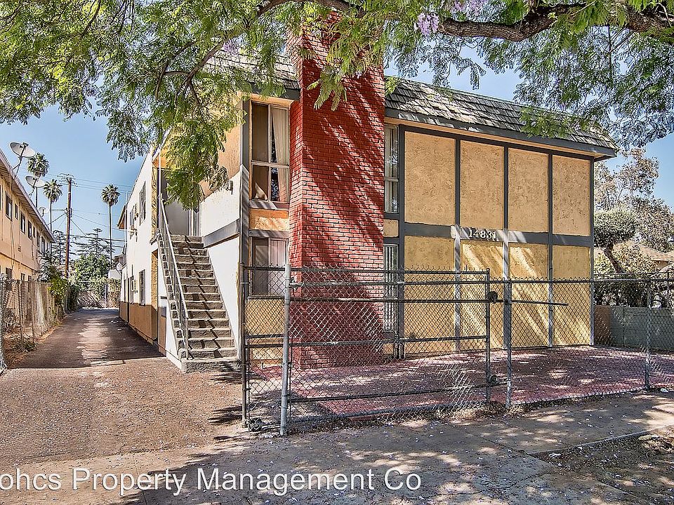 1st image of 14831 Delano St APT 2