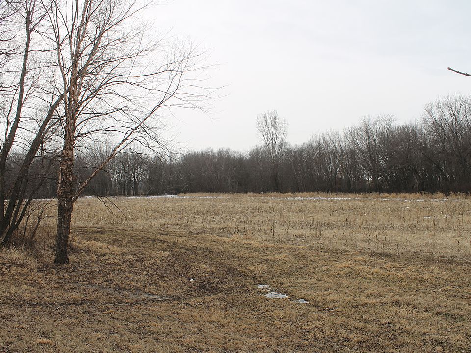2nd image of W Ave