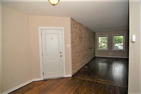 4th image of 2065 W Jarvis Ave #1E