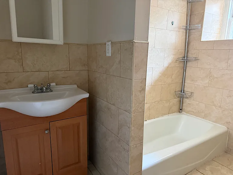 1282 Park Ave #2 — Photo 11