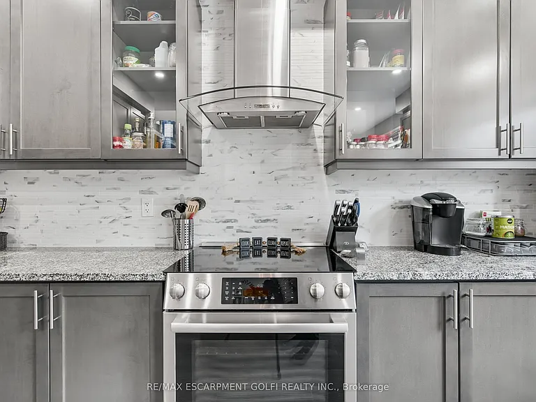 3339 Vardon Way — Photo 15