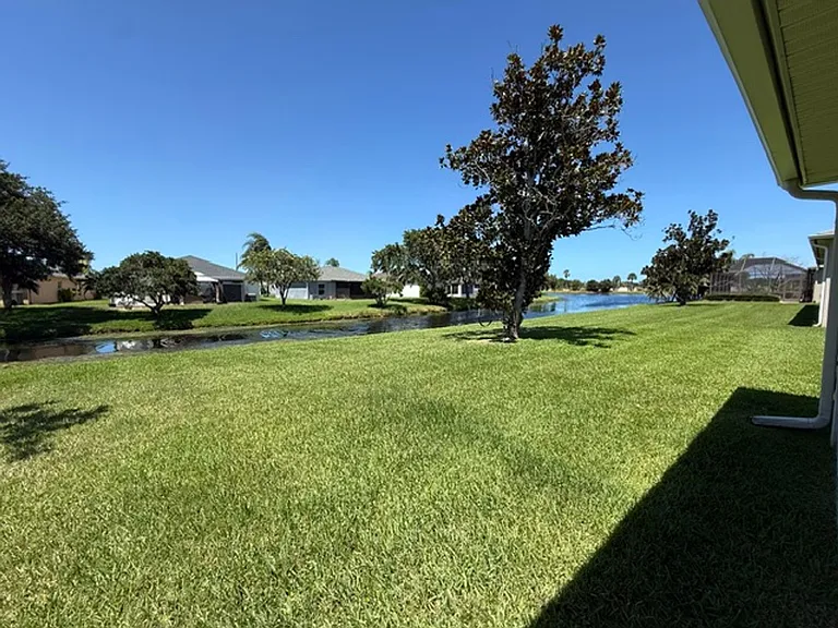 1954 Crane Creek Blvd — Photo 39
