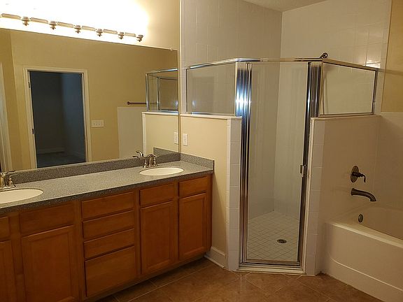 5th image of 96133 Stoney Dr #1903