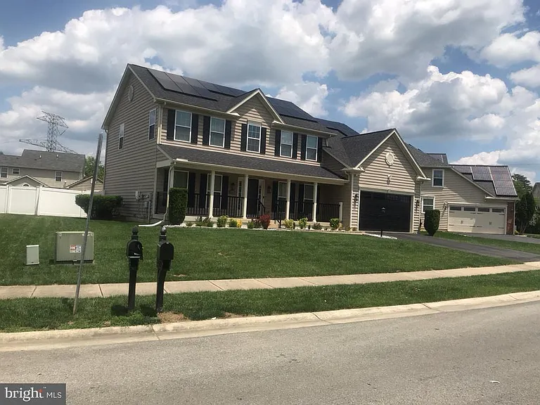 3412 Marylea Ct — Photo 2
