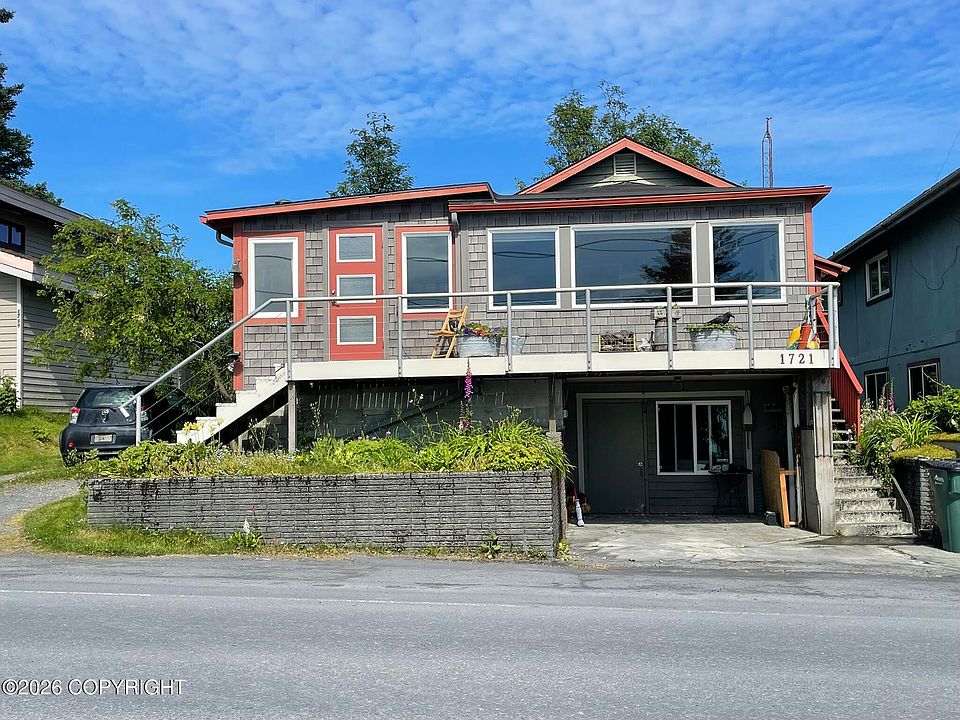 1st image of 1721 Mission Rd
