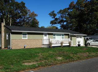 252 Spray Ave, Beachwood, NJ 08722