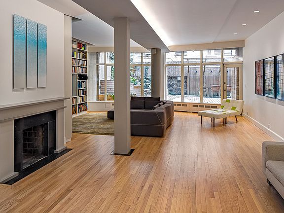 3rd image of 308 E 73rd St APT 1A