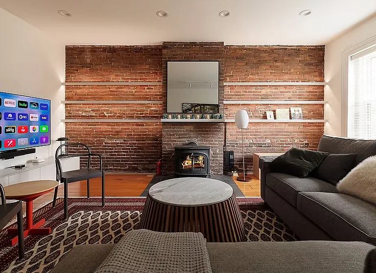 59 Otis St #1 — Photo 2