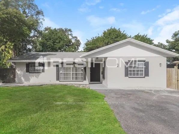 5621 7th St S, Saint Petersburg, FL 33705