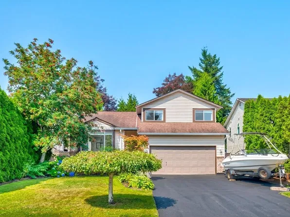 9427 214th St, Langley, BC V1M 1L5