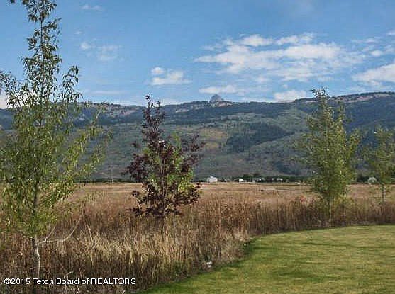 2nd image of 3063 Iron Wood Dr