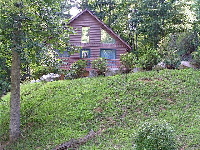 1st image of 134 Westover Ln