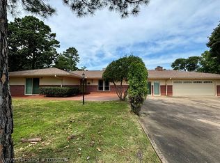 98 Royal Oak Dr, Poteau, OK 74953
