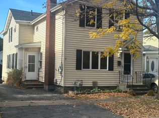 78 W 7th St, Oswego, NY 13126