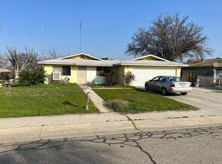 202 E Sunnyview Ave, Visalia, CA 93291