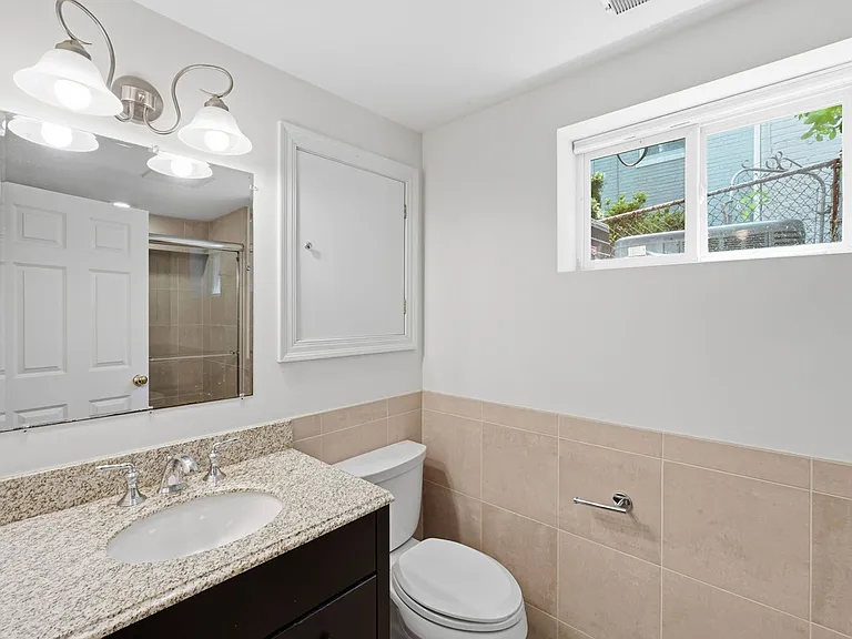 2812 Northampton St NW — Photo 19