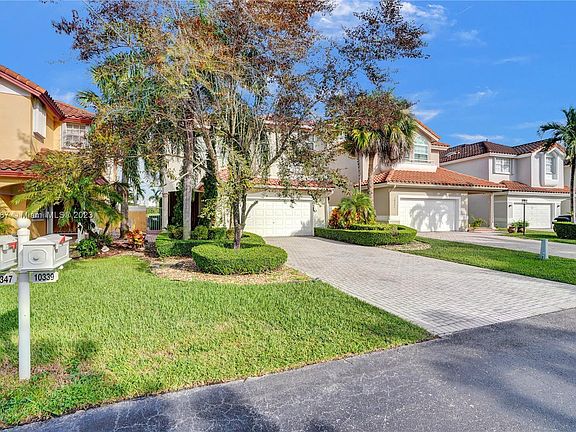 4th image of 10339 NW 56th Ter