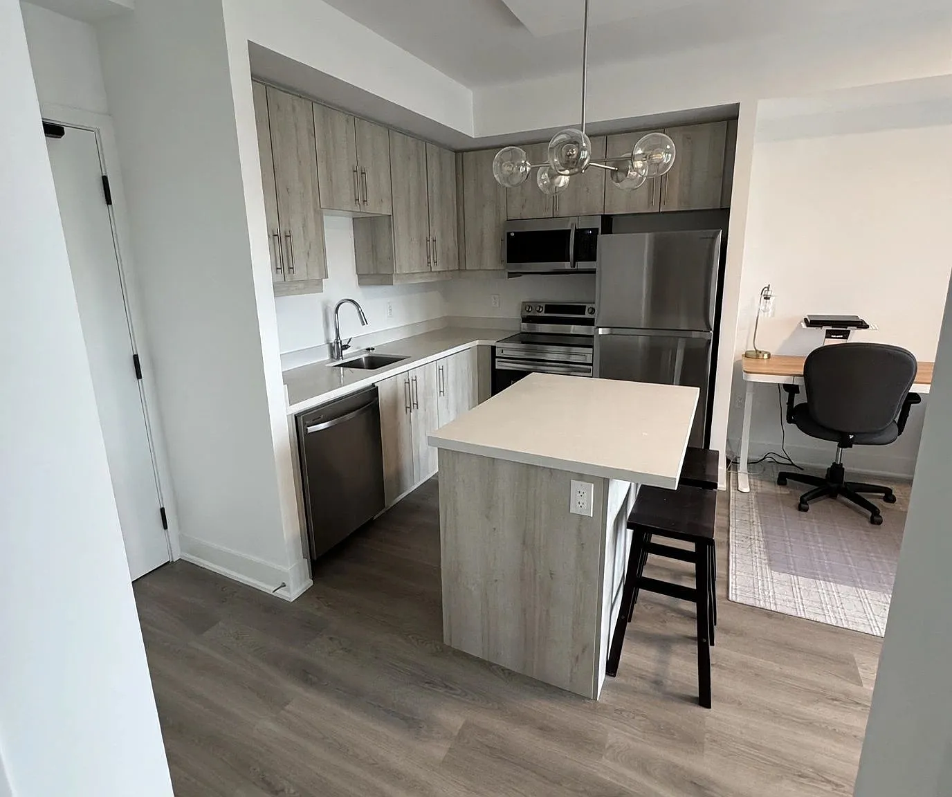 The Ambrose Condos — Photo 4