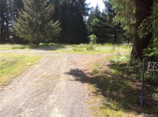 25 2nd St, Humptulips, WA 98552