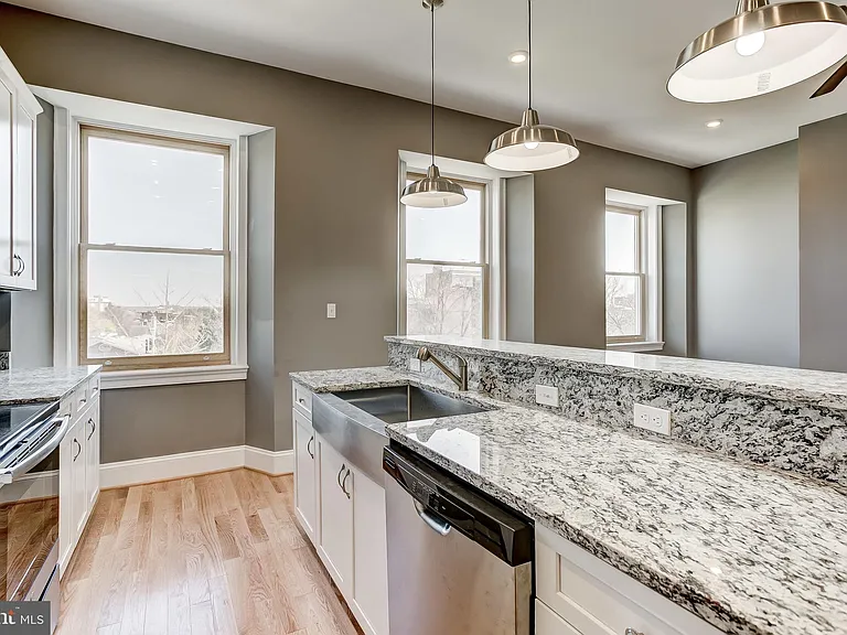 1214 Eutaw Pl #303 — Photo 9