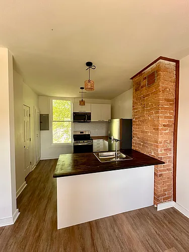 1460 Parrish Ave #2 Photo 1
