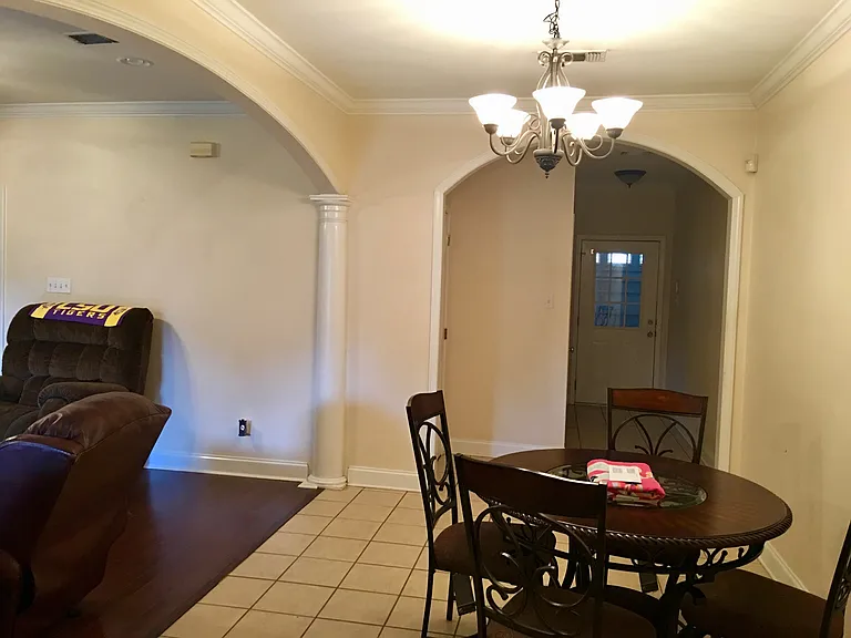 1109 Rita Ln — Photo 11