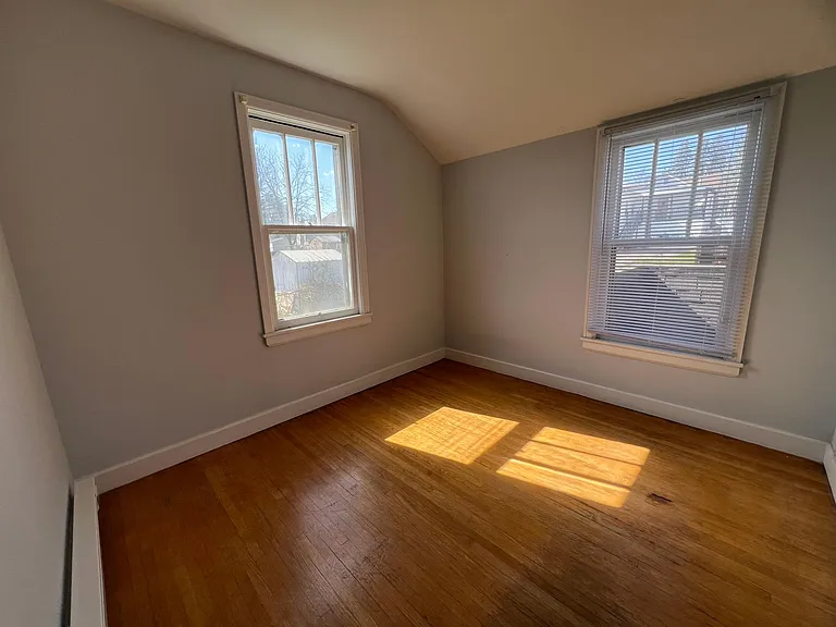 506 Bee St #2 — Photo 9